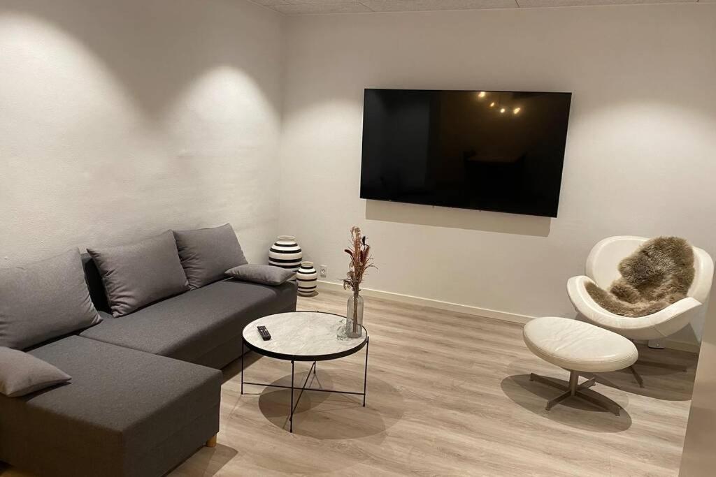 Appartamento Central Kaelder Lejlighed Give Esterno foto